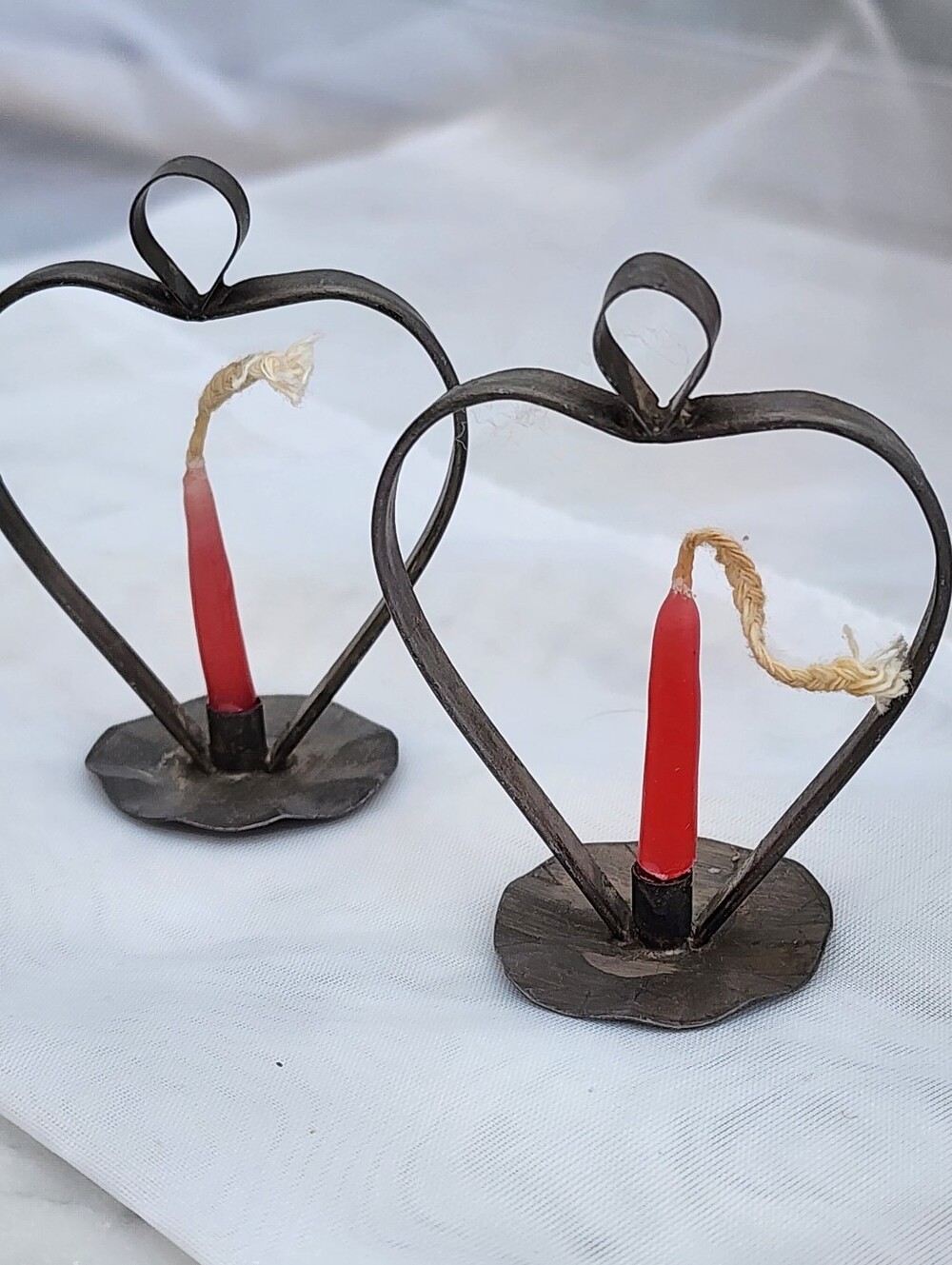 Vintage Heart-Shaped Metal Candle Holder Ornaments with Red Candles Set Of 2